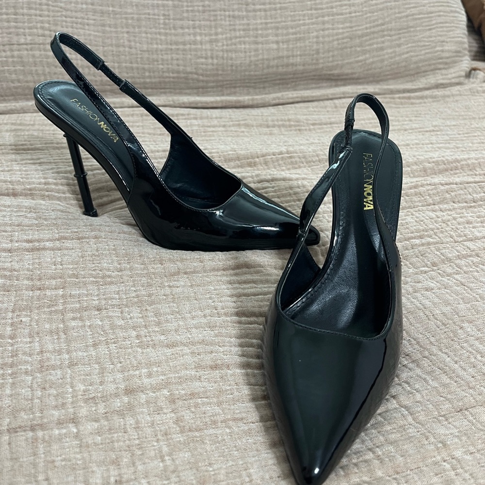 Fashion Nova Black Slingback Heels